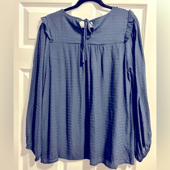Women’s XL Navy Blue Blouse - Picture 5 of 7
